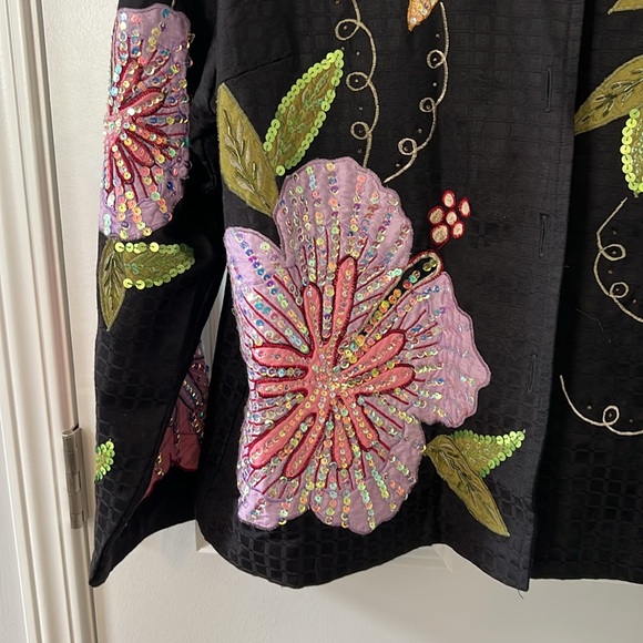 Drapers & Damon's black sequin floral jacket, size 1X.  Button front. - Picture 3 of 8